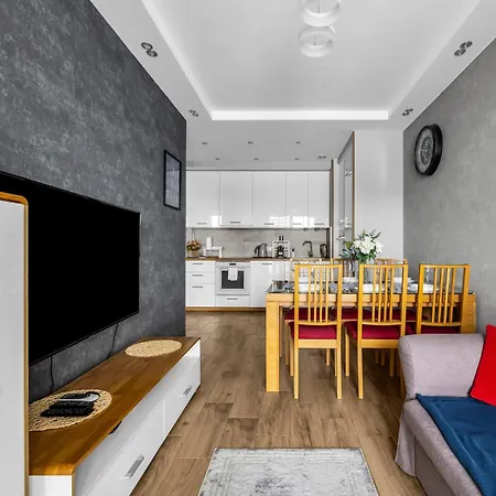 Bemowo Two-bedrooms - 52m2, Parking, Loggia - By Rentujemy 아파트