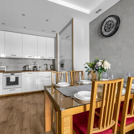 Apartmán Bemowo Two-bedrooms - 52m2, Parking, Loggia - By Rentujemy *