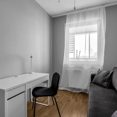 Bemowo Two-bedrooms - 52m2, Parking, Loggia - By Rentujemy Appartement