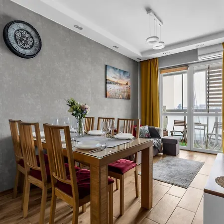 Bemowo Two-bedrooms - 52m2, Parking, Loggia - By Rentujemy Apartmán Varšava