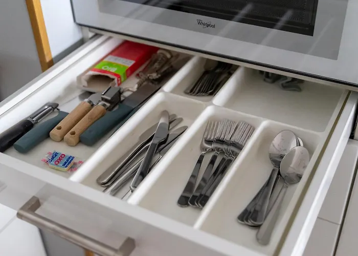 아파트 Bemowo Two-bedrooms - 52m2, Parking, Loggia - By Rentujemy *