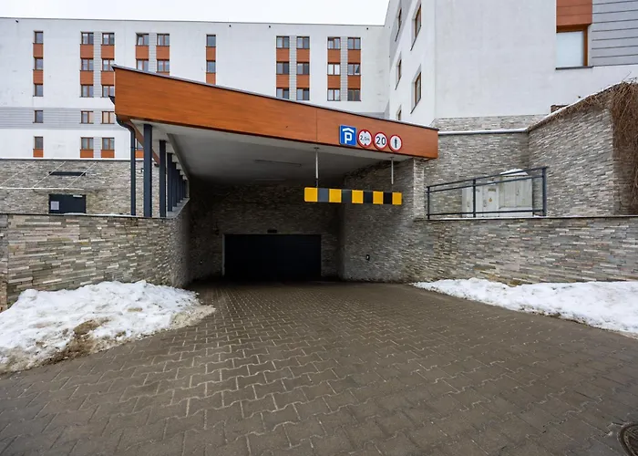 Bemowo Two-bedrooms - 52m2, Parking, Loggia - By Rentujemy 바르샤바